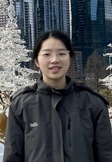 Photo of Alina Wu